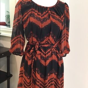Black/red chiffon lined 3/4 length sleeve dress